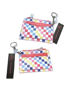 No Boundaries Checkered Keychain Card Holder